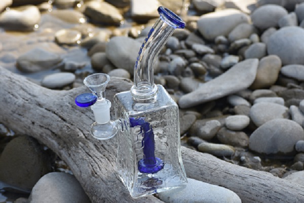 Nice Glass Honeycomb Base Bubbler